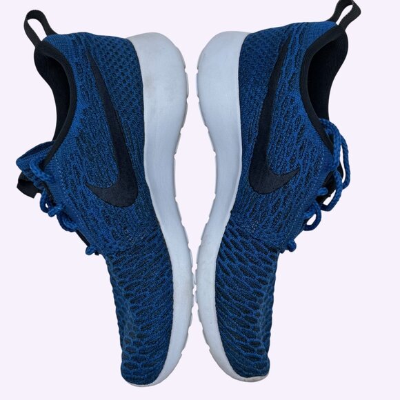 L@@k 🔥 Nike Roshe Run FlyKnit Navy Blue (704927-400) - Size 8 Women - Picture 7 of 11